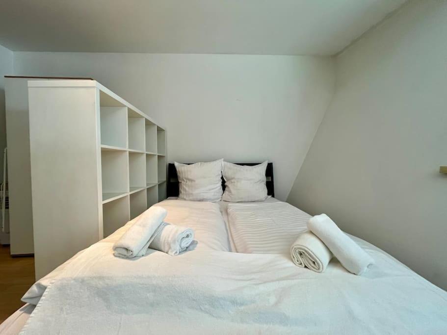 Spacious In The Popular 7th District * Wien
